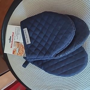 KitchenAid Mini Mitts